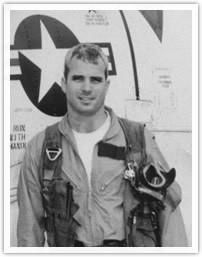 mccain-jeune.jpg