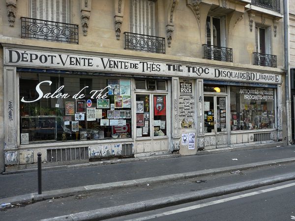 http://a10.idata.over-blog.com/600x450/1/38/71/96/espace-tag/Quartiers/The-Troc.jpg